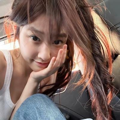 刻在书桌上的时光